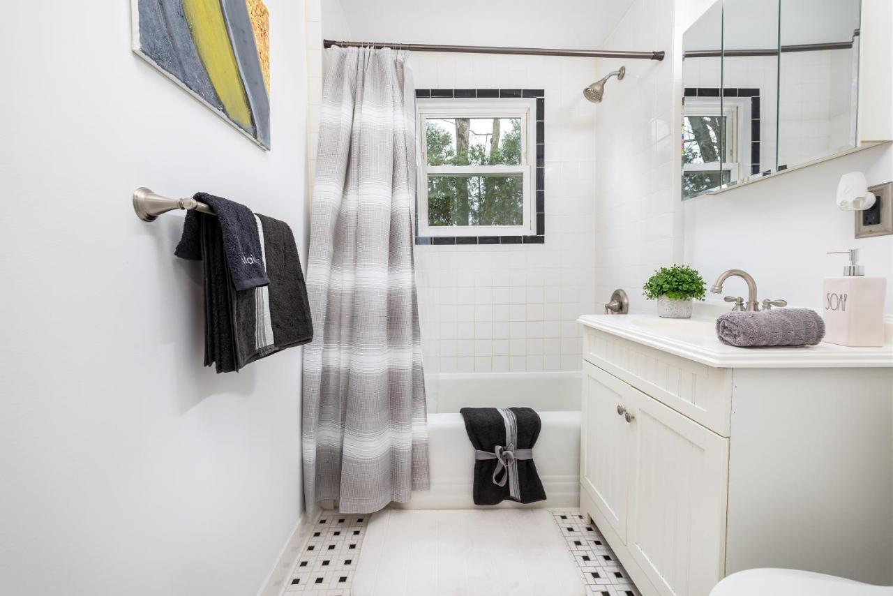 Lovely Ranch House In Windsor, 10 Mins To Hartford Connecticut Ngoại thất bức ảnh